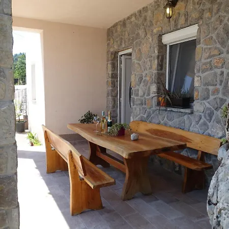 Appartement Heart Of Stone à Tulisevica Extérieur photo