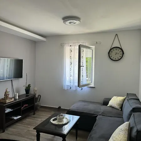 Appartement Heart Of Stone à Tulisevica Extérieur photo